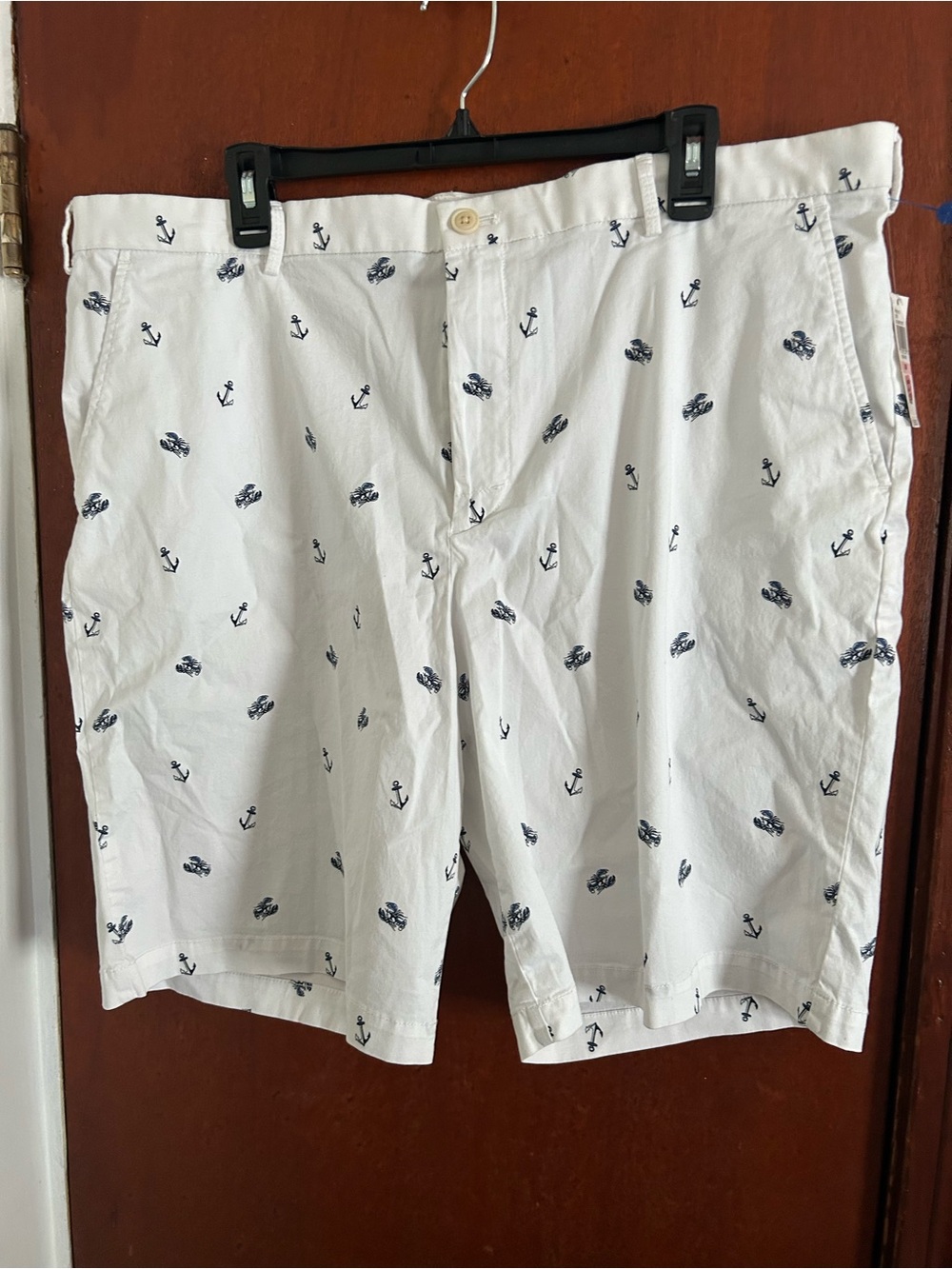 Izod White Anchor-Print Flat Front Shorts